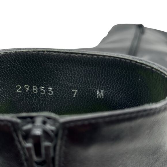 Stuart Weitzman Black Pointed Toe Ankle Boot SZ 7 Women's Leather Modern Block - Picture 12 of 12